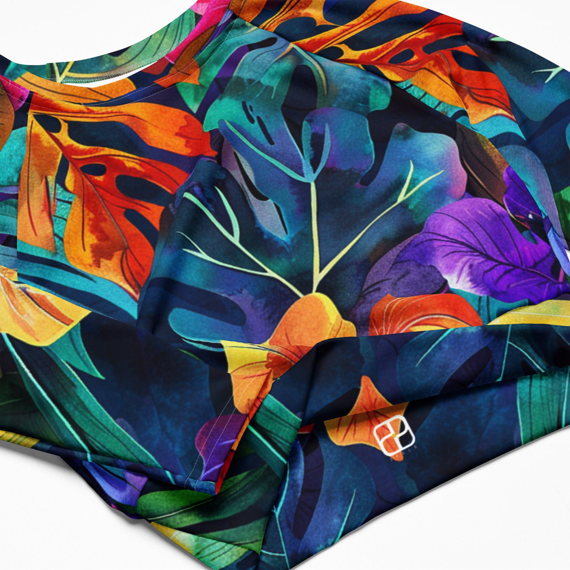 Recycled long-sleeve crop top