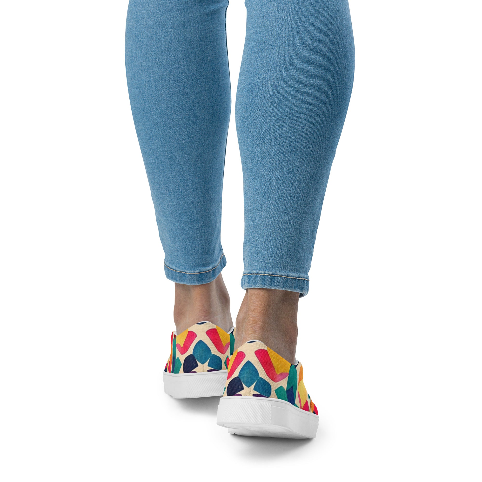 Women’s slip-on canvas shoes