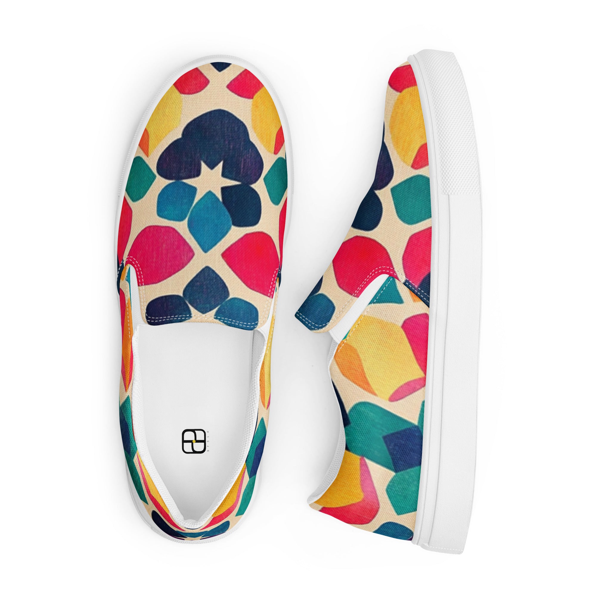 Women’s slip-on canvas shoes