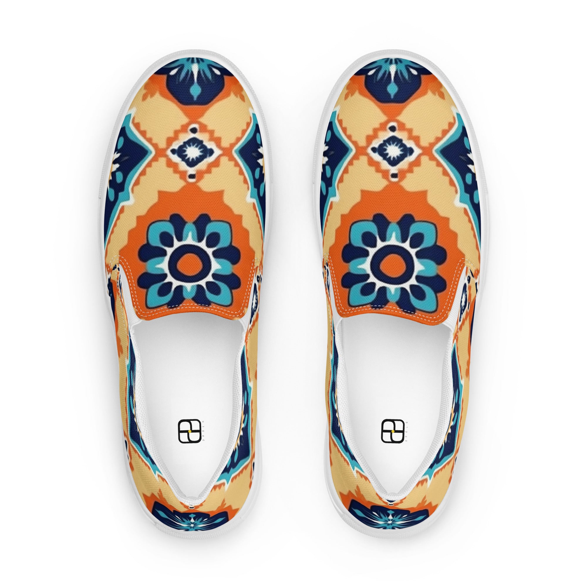 Women’s slip-on canvas shoes