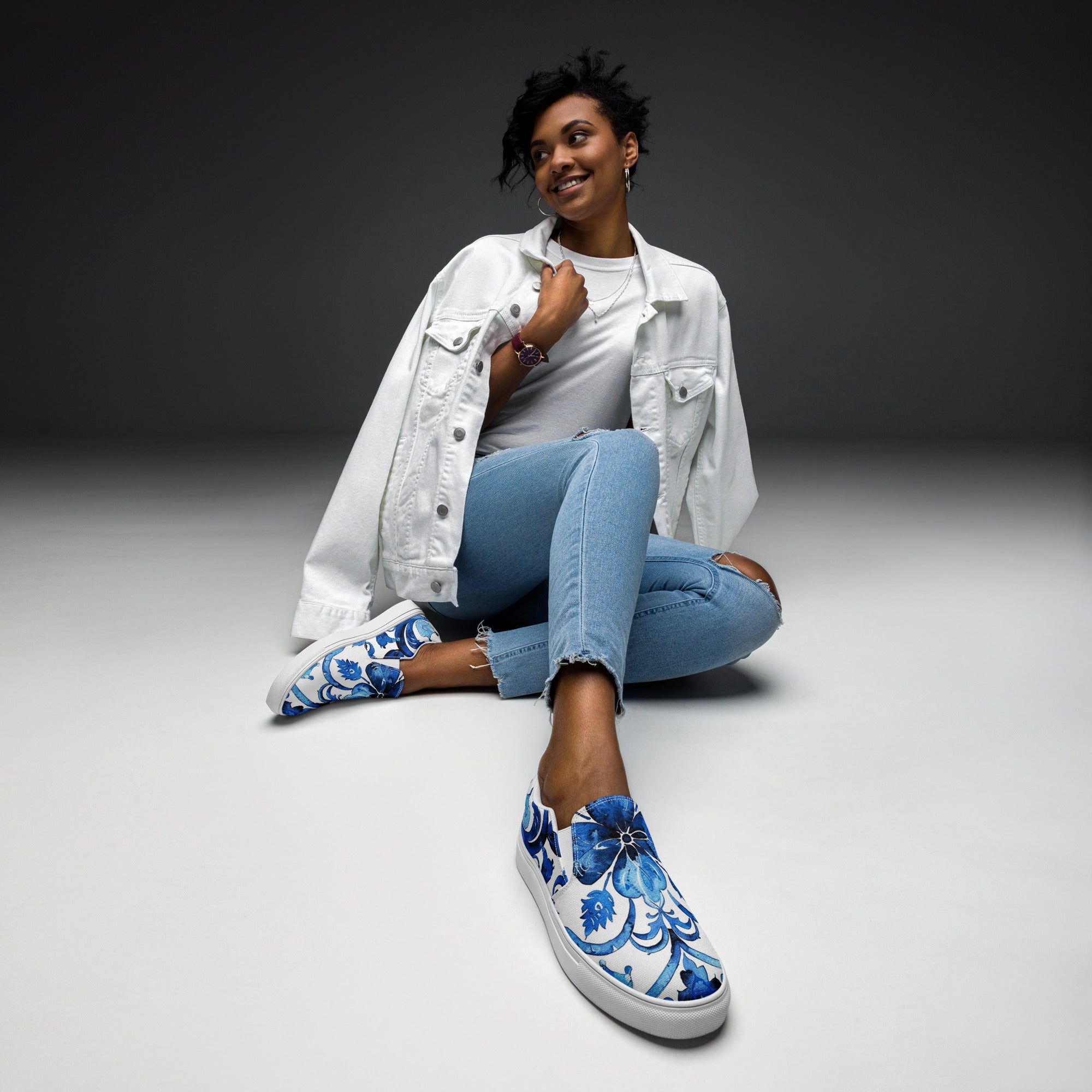 Women’s slip-on canvas shoes